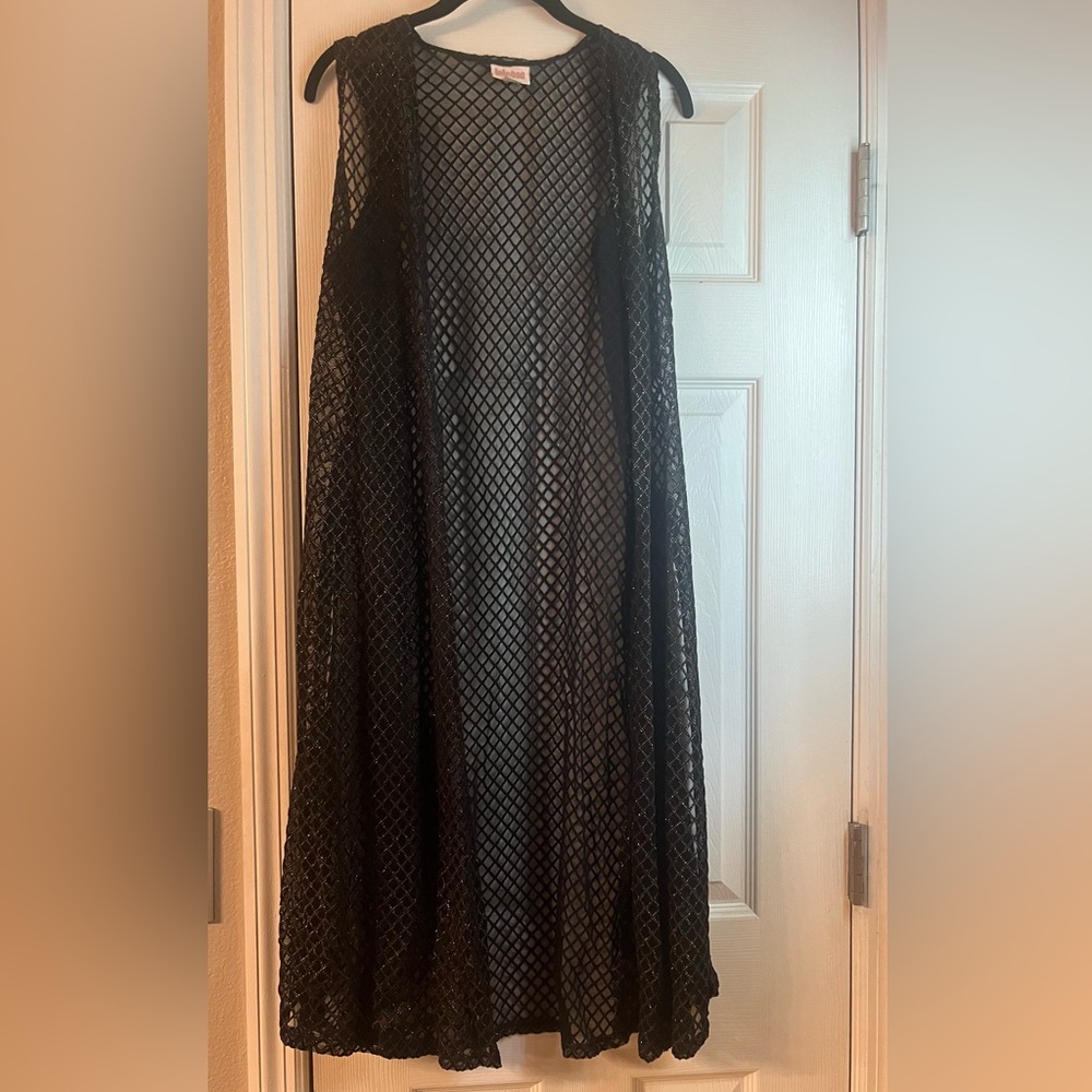 LuLaRoe Joe, sheer back with shiny gold diamond pattern sewn in, small